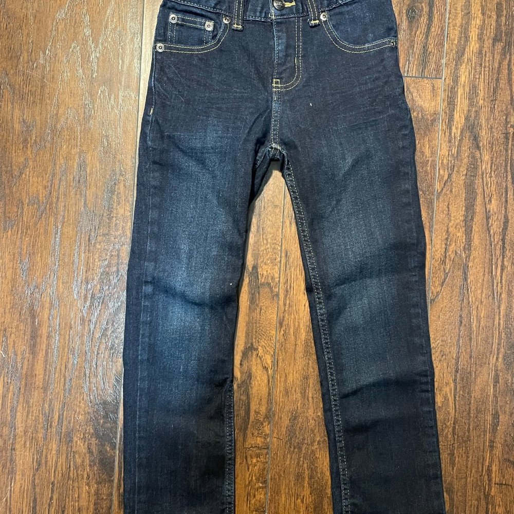 Four Pairs Long Pants Three Jeans and One Lee Joggers - Picture 6 of 10
